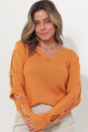 03 sueter de tricot detalhe aberto na manga