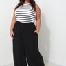 03 regata canelada listrada decote redondo plus size