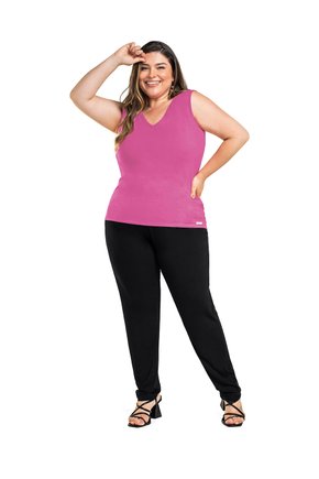 01 regata viscose decote v plus size